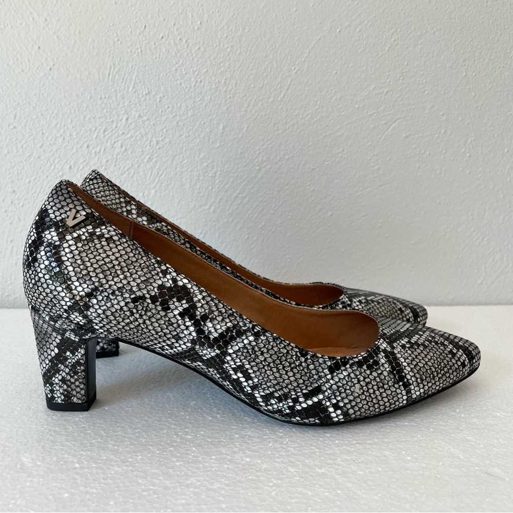 VIONIC Mia Heel Pump shoes Black Grey Snake Leather Pointed Almond Toe 8 comfort
